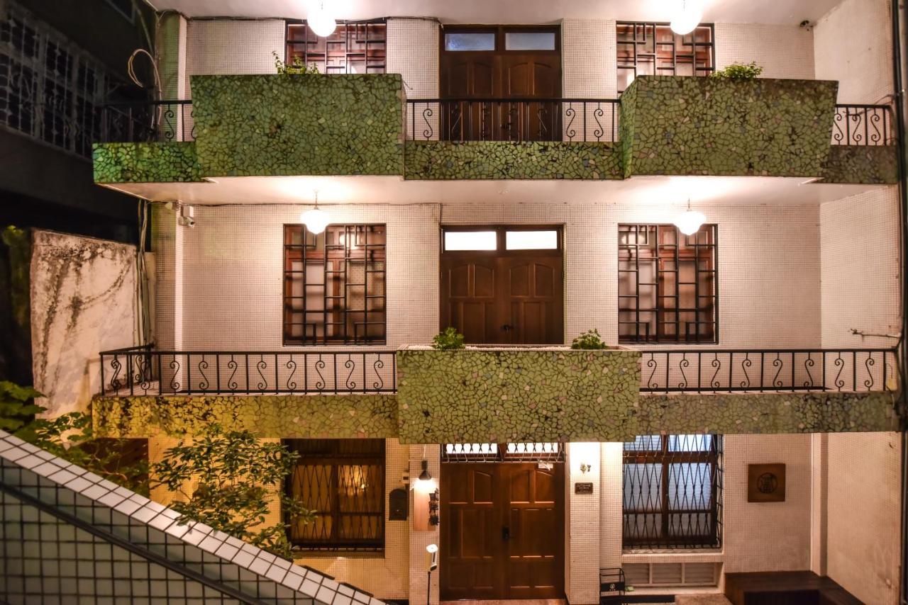 Eryang Homestay Tainan Exterior photo